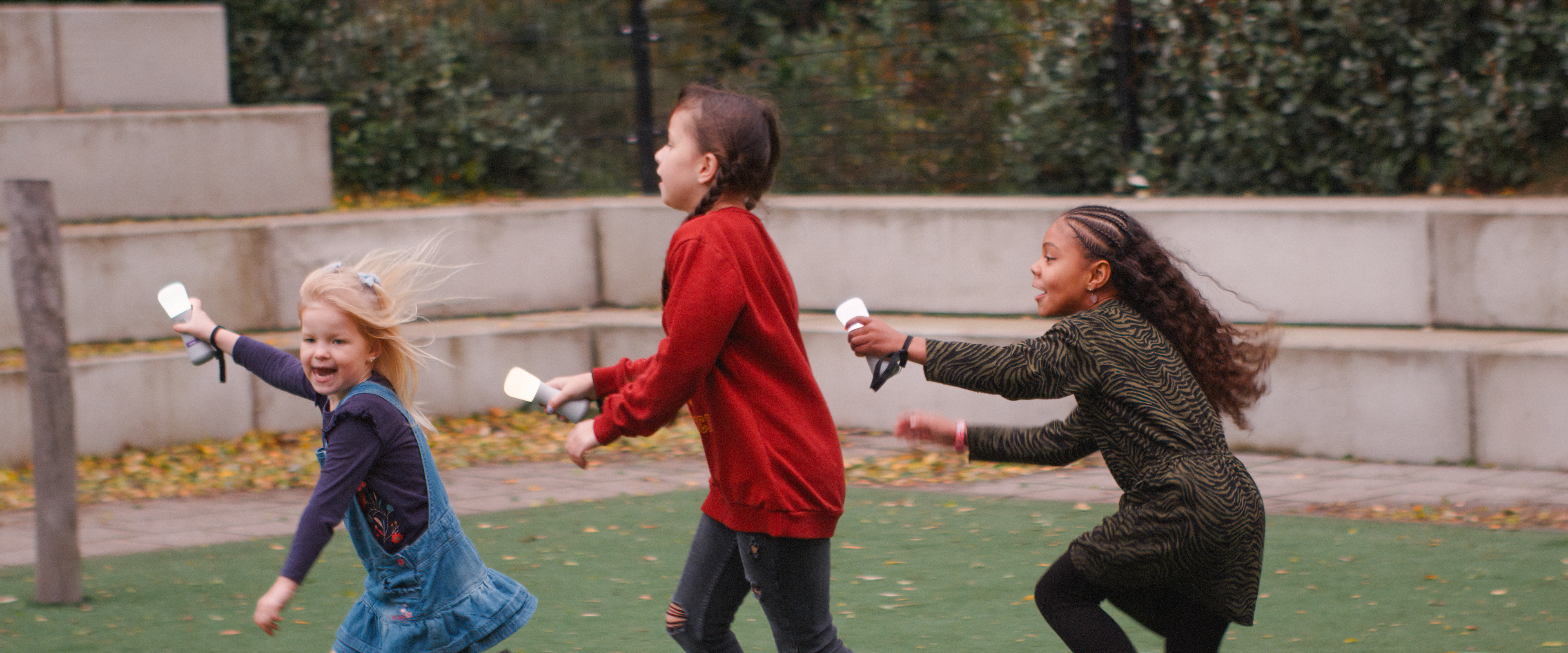 Kinderen die spelen met Picoo